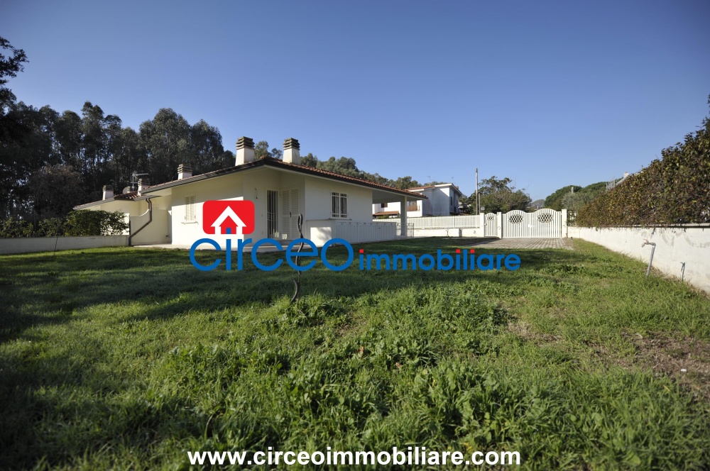 san felice circeo vende affitta si loca appartamento villa case immobili