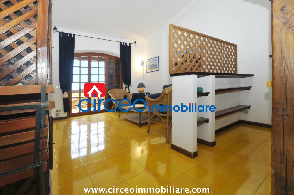 san felice circeo appartamento in affitto locazione affittasi si loca mezza costa circeo immobiliareroma zona piazza dei re di roma vendesi in vendita si vende ufficio di prestigio