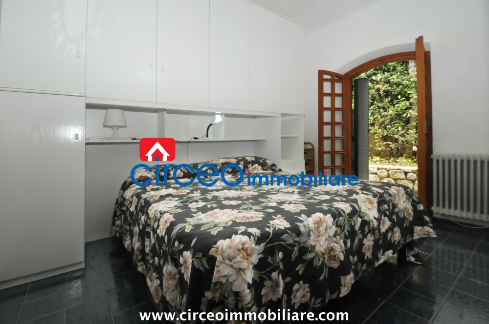 san felice circeo appartamento in affitto locazione affittasi si loca mezza costa circeo immobiliareroma zona piazza dei re di roma vendesi in vendita si vende ufficio di prestigiosss