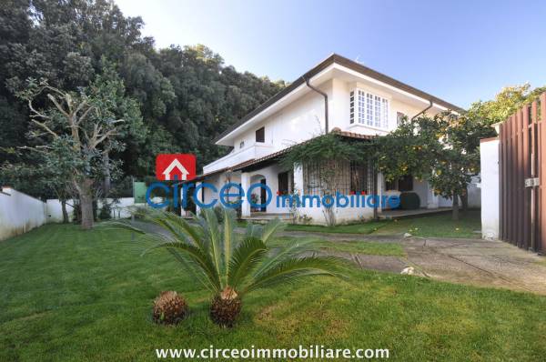 san felice circeo appartamento in affitto locazione affittasi si loca mezza costa circeo immobiliare