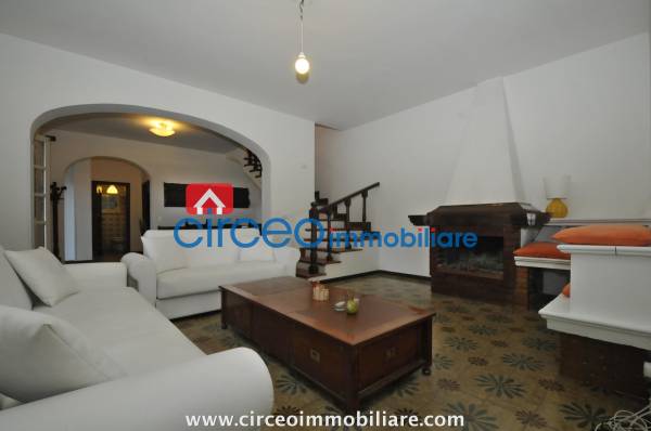 san felice circeo appartamento in affitto locazione affittasi si loca mezza costa circeo immobiliare