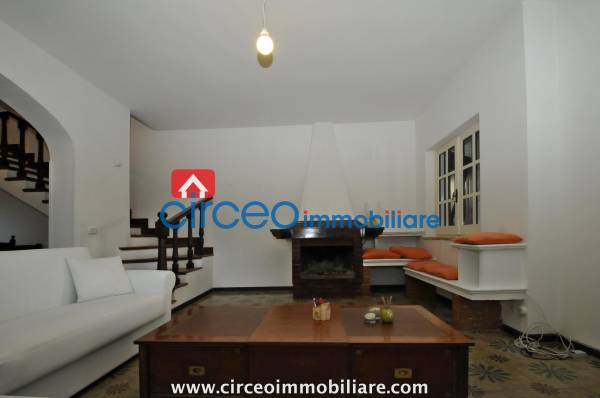 san felice circeo appartamento in affitto locazione affittasi si loca mezza costa circeo immobiliare
