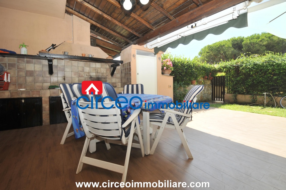 san felice circeo appartamento in affitto locazione affittasi si loca mezza costa circeo immobiliareroma zona piazza dei re di roma vendesi in vendita si vende ufficio di prestigiosss