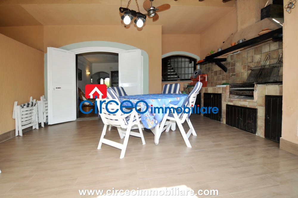 san felice circeo appartamento in affitto locazione affittasi si loca mezza costa circeo immobiliareroma zona piazza dei re di roma vendesi in vendita si vende ufficio di prestigio