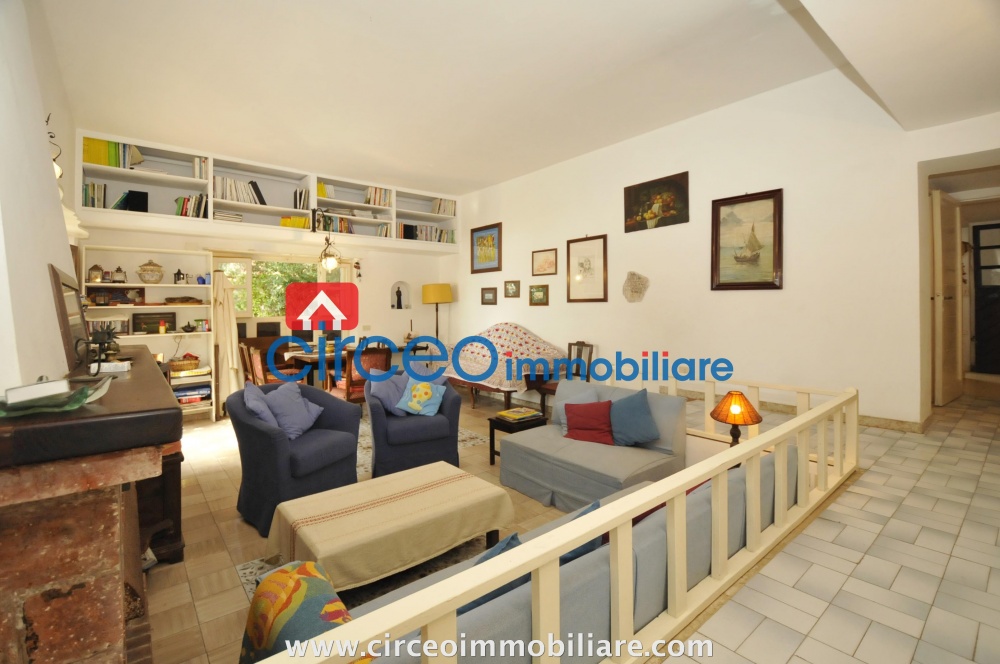 san felice circeo appartamento in affitto locazione affittasi si loca mezza costa circeo immobiliareroma zona piazza dei re di roma vendesi in vendita si vende ufficio di prestigiosss