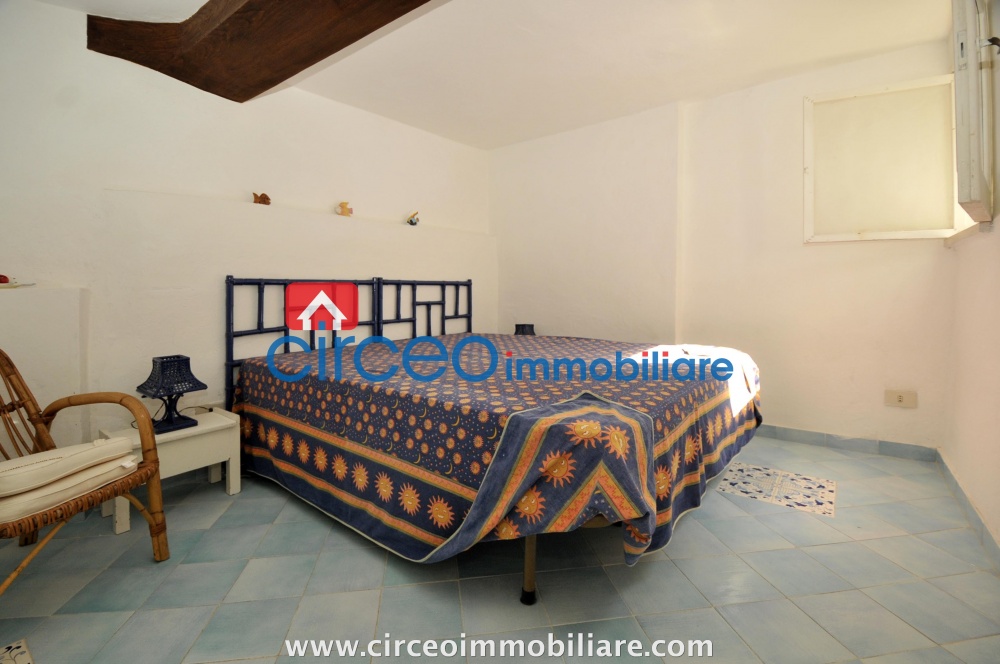 san felice circeo appartamento in affitto locazione affittasi si loca mezza costa circeo immobiliareroma zona piazza dei re di roma vendesi in vendita si vende ufficio di prestigiosss