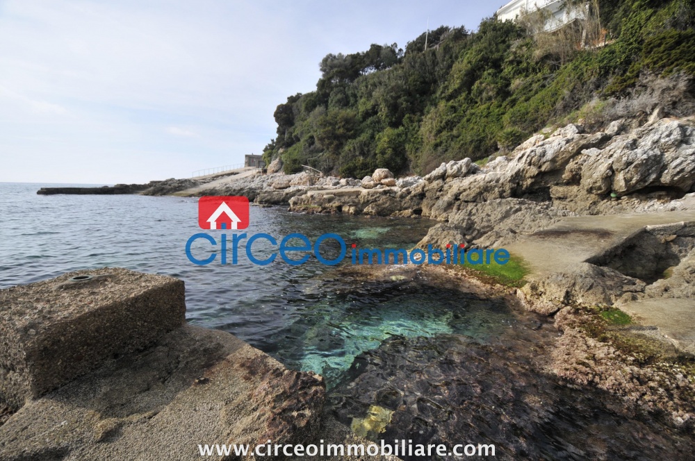 san felice circeo appartamento in affitto locazione affittasi si loca mezza costa circeo immobiliareroma zona piazza dei re di roma vendesi in vendita si vende ufficio di prestigiosss