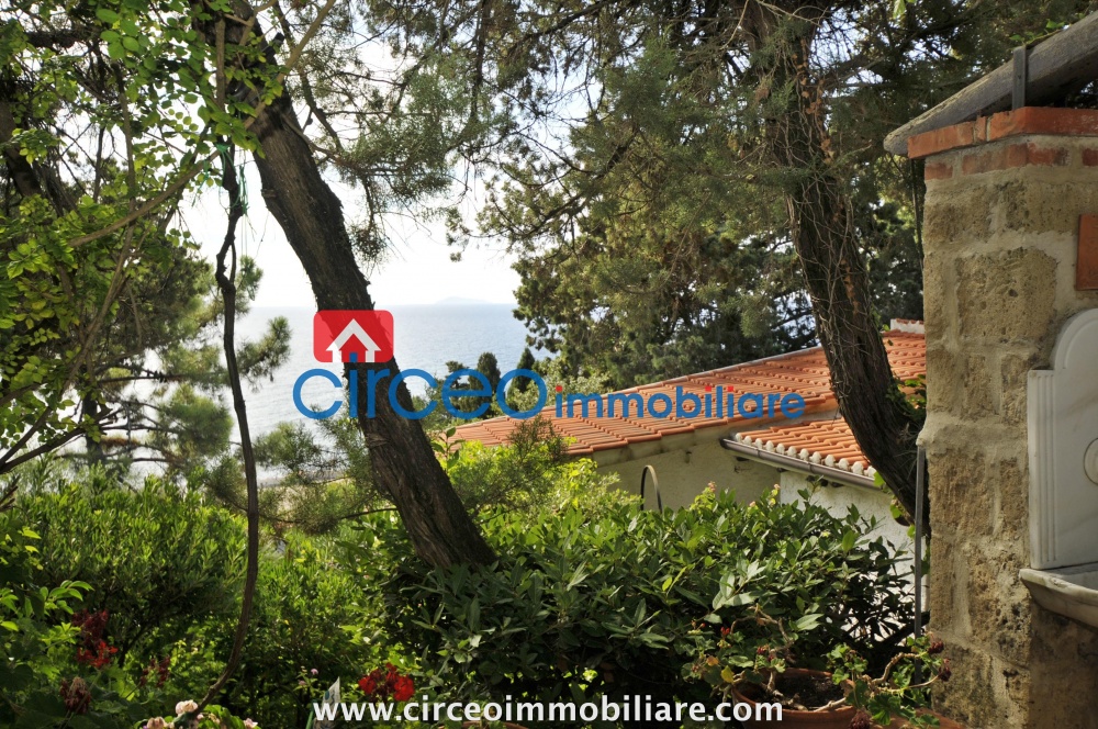 san felice circeo appartamento in affitto locazione affittasi si loca mezza costa circeo immobiliareroma zona piazza dei re di roma vendesi in vendita si vende ufficio di prestigiosss